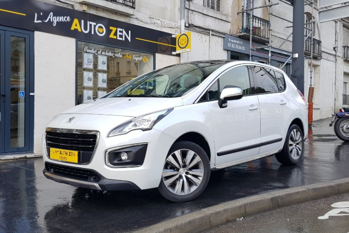 PEUGEOT 3008
