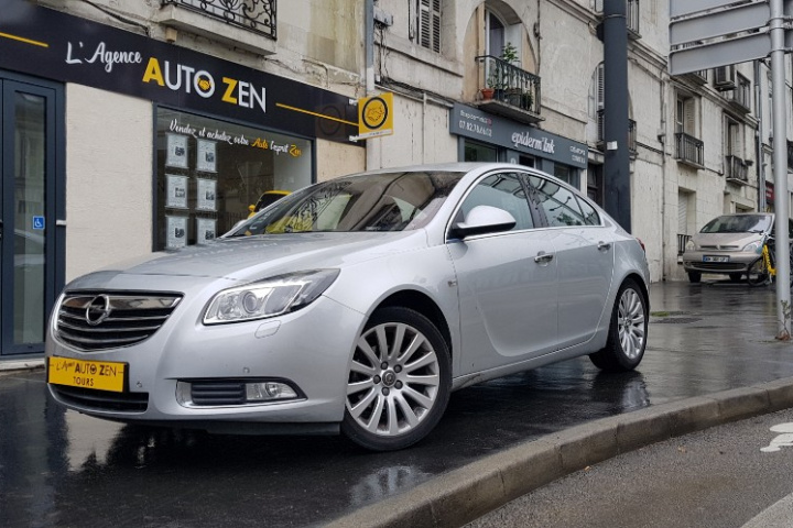 OPEL INSIGNIA